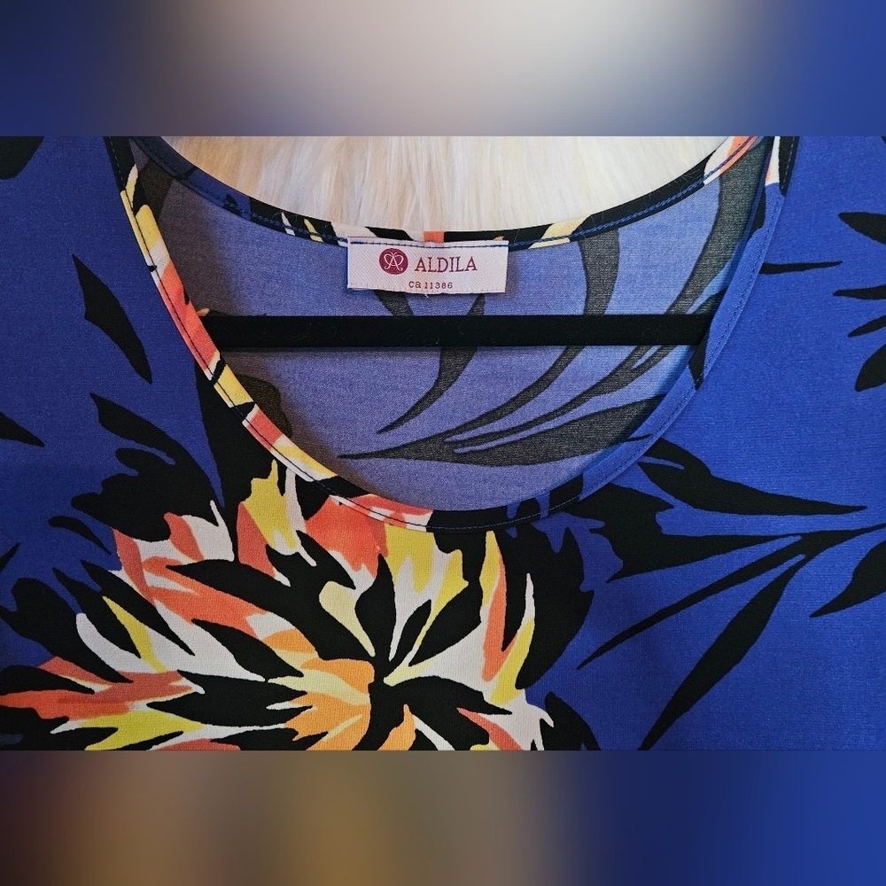 Aldila Vibrant Floral Long Sleeve Dress - Picture 5 of 6